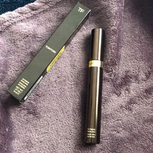 Tom Ford Extreme Mascara in Raven 01
